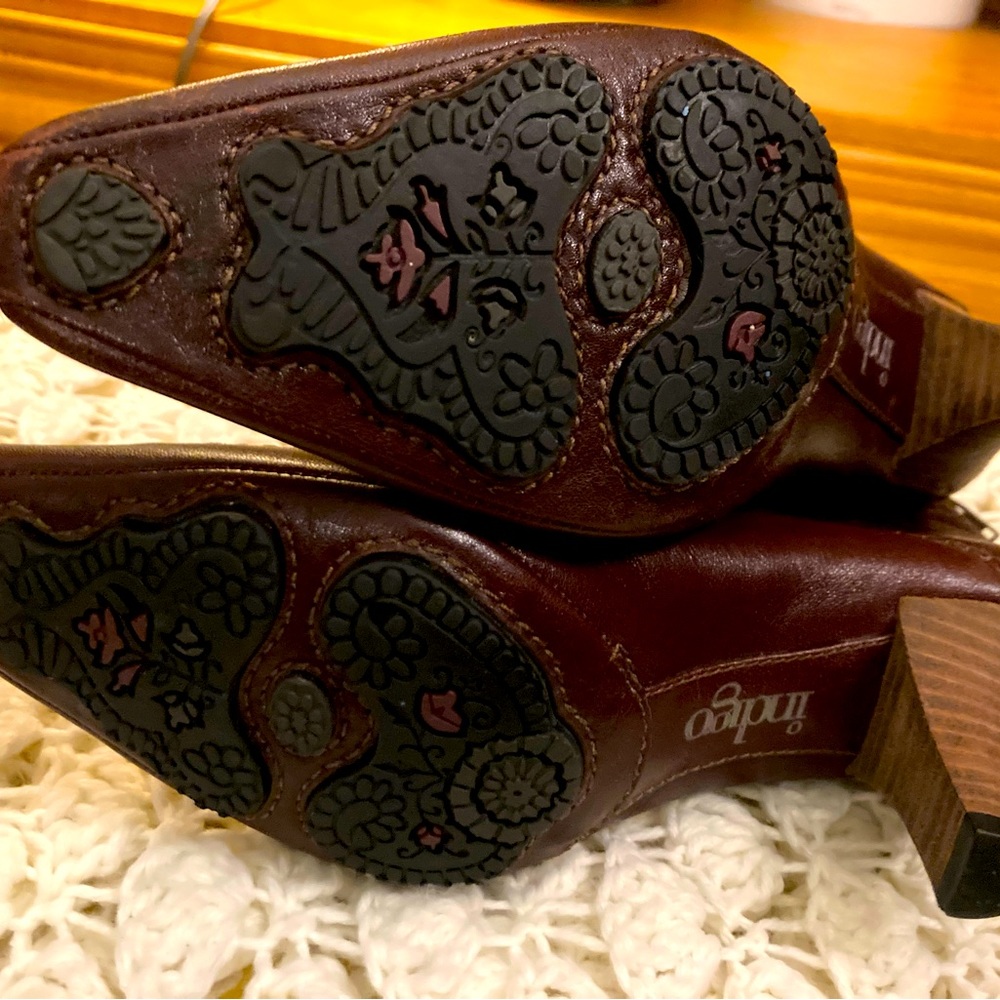 Indigo by Clark’s Brown Leather Pointed-Toe Booties Sz 6
